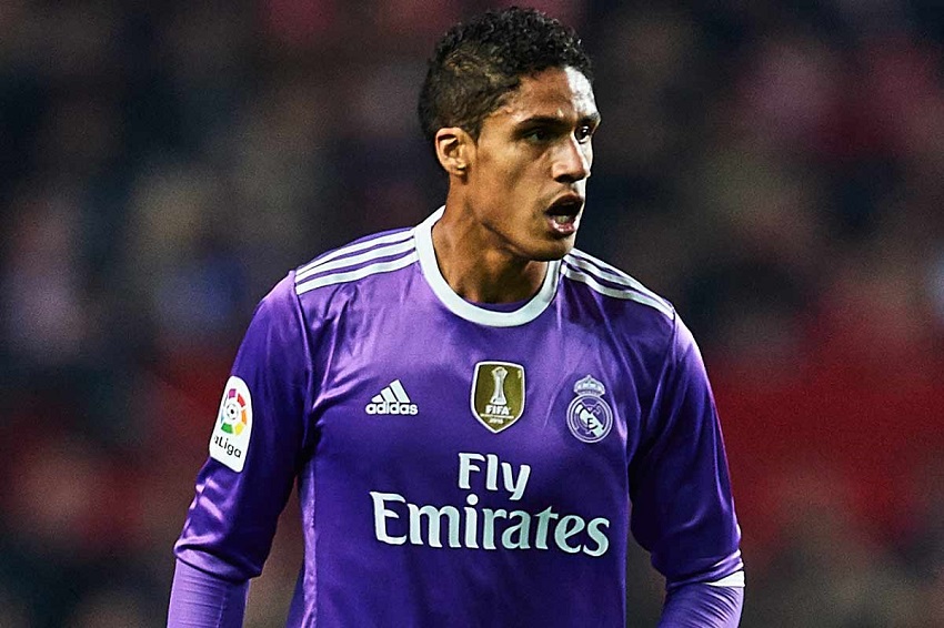 Real Madrid, Zidane perde Varane per Napoli: tra le 5 e le 6 settimane di stop