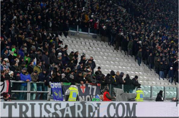 “La curva è nostra e la gestiamo noi. Qua non vi sedete”, daspo a cinque ultrà della Juventus