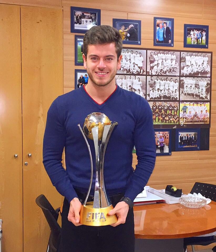 Alessandro, il napoletano che lavora al Real Madrid: «È una multinazionale, non un club di calcio» Alessandro, il napoletano che lavora al Real Madrid: «È una multinazionale, non un club di calcio»