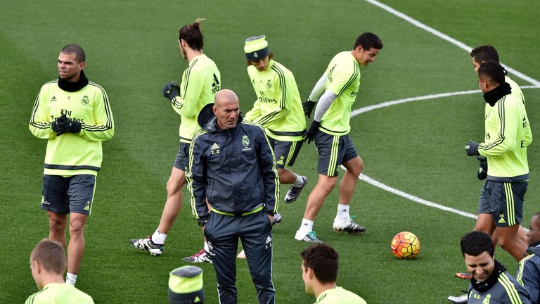 Bale fuori, Zidane avverte i suoi, As fa la radiografia al Napoli Bale fuori, Zidane avverte i suoi, As fa la radiografia al Napoli