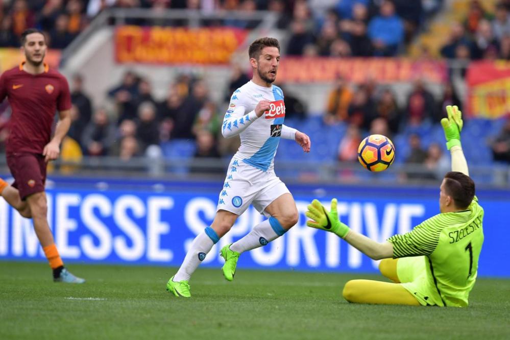 Nessuno aveva ancora battuto la Roma all’Olimpico, Mertens a 18 gol in Serie A