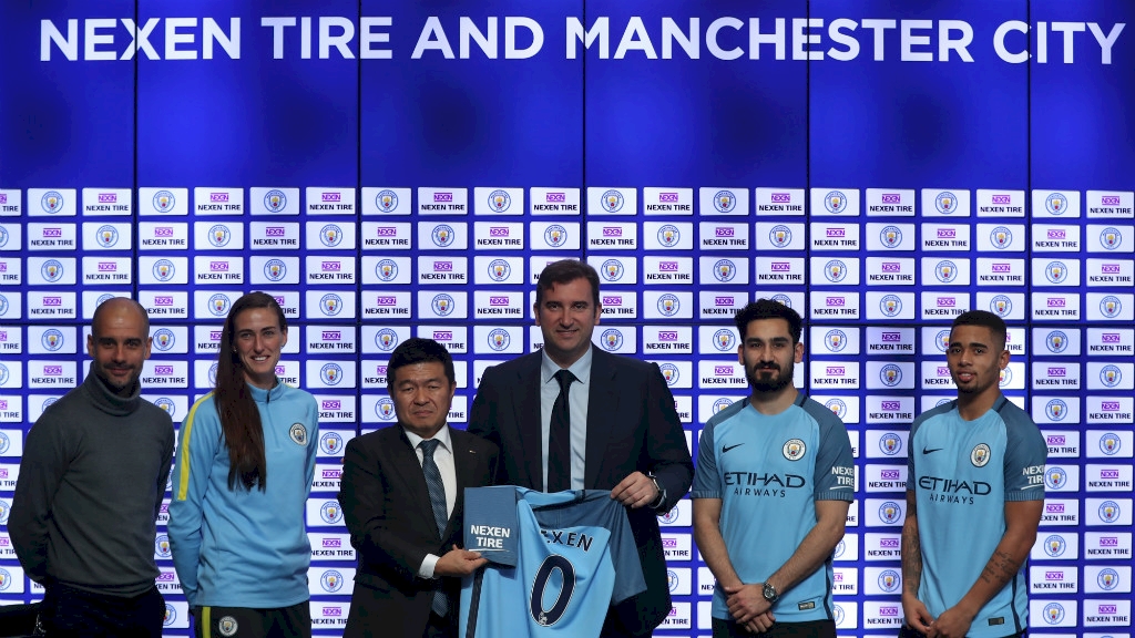 Il Manchester City annuncia il primo sponsor sulle maniche nella storia della Premier