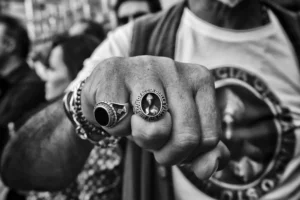 Noi Vivi, la mostra della fotoreporter napoletana Roberta Basile. A Napoli, Kromia
