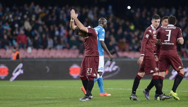 I tifosi del Torino offendono e fischiano Quagliarella (non gli hanno perdonato quelle scuse a Napoli)