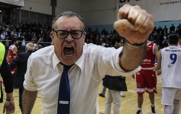 Cuore Napoli Basket, intervista reciproca tra coach Ponticiello e il Napolista