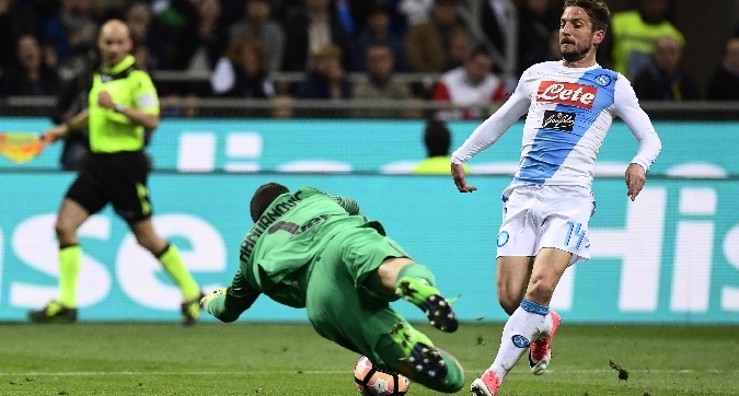 Inter-Napoli 0-1, Callejon nel primo tempo: la Roma a un solo punto