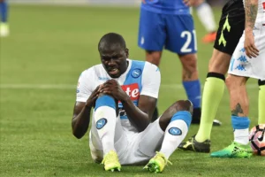 Napoli, Juventus