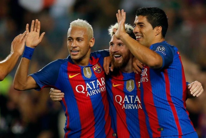 Solo Messi, Suarez e Neymar segnano più gol dei quattro moschettieri del Napoli Solo Messi, Suarez e Neymar segnano più gol dei quattro moschettieri del Napoli