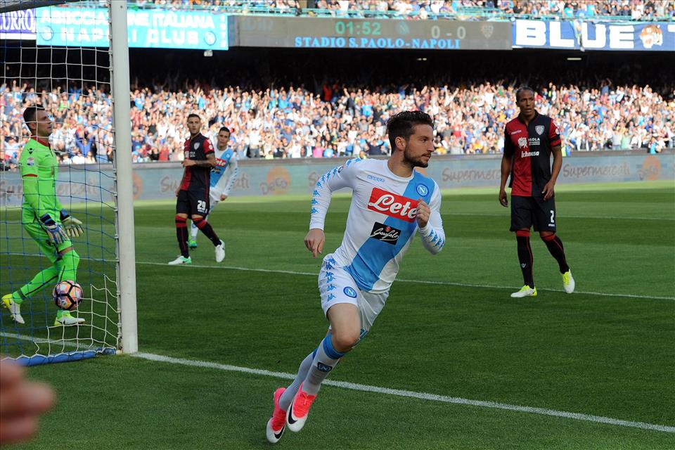 Il Napoli più vicino alla Juventus, Mertens e quanto manca un campionato “vero” Il Napoli più vicino alla Juventus, Mertens e quanto manca un campionato “vero”