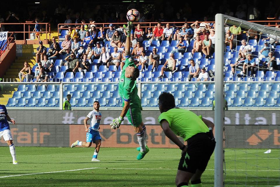 I cinque gesti tecnici di Sampdoria-Napoli: Insigne realizza il suo gol da sogno