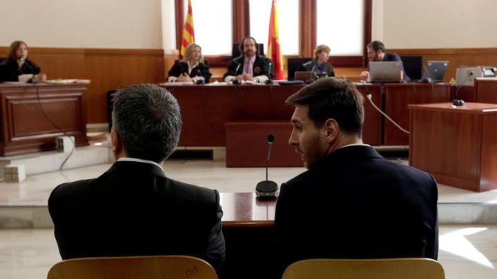 Messi, confermata la sentenza a 21 mesi di reclusione (ma non andrà in carcere) Messi, confermata la sentenza a 21 mesi di reclusione (ma non andrà in carcere)