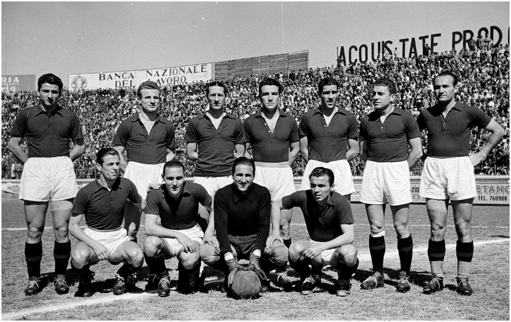 Il 4 maggio, a Superga, il grande Torino divenne per sempre un mito