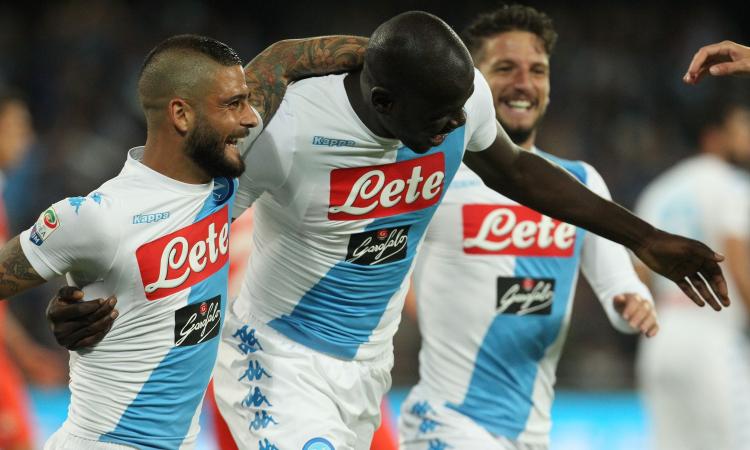 Napoli-Fiorentina 4-1, Mertens e Insigne dopo Koulibaly: Roma a -1