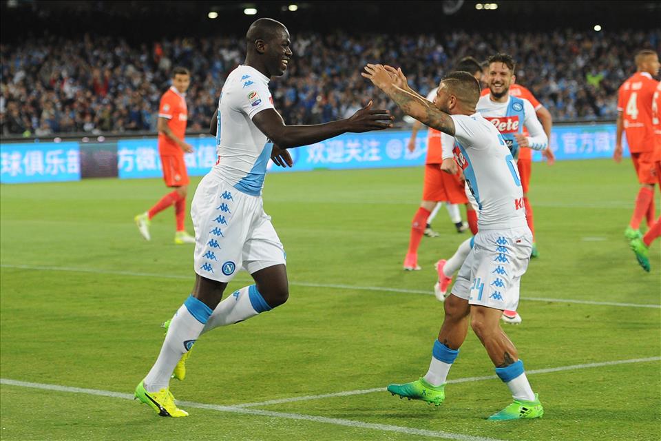 Koulibaly cancellaje dô campo a Kaliniccio, Insigne facette venì ‘e male ‘e cape Koulibaly cancellaje dô campo a Kaliniccio, Insigne facette venì ‘e male ‘e cape