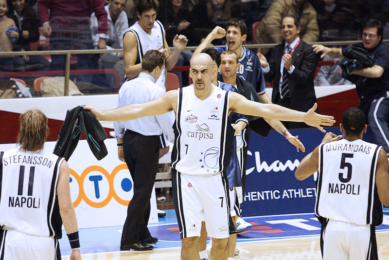 Mimmo Morena, il capitano che i napoletani del basket non hanno dimenticato