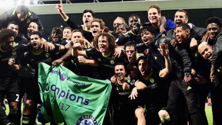 Il Chelsea campione: Conte, la rosa forte e una grande cessione (Oscar) Il Chelsea campione: Conte, la rosa forte e una grande cessione (Oscar)