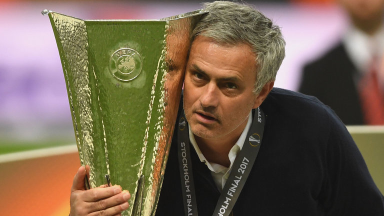 Le tre coppe di Mourinho col Manchester United: ha vinto 12 finali su 14