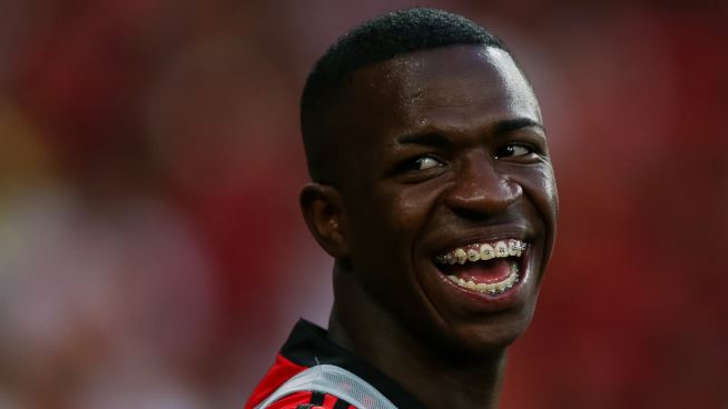 Il 16enne Vinicius al Real per 46 milioni di euro: un racconto (inevitabile) del football di oggi Il 16enne Vinicius al Real per 46 milioni di euro: un racconto (inevitabile) del football di oggi