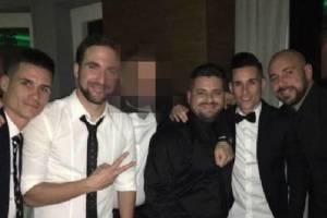 La Procura Figc chiede gli atti a Napoli per le foto di Reina Callejon Higuain con gli Esposito item-thumbnail