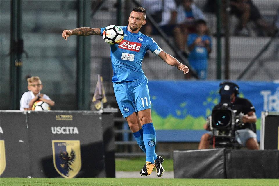 Napoli-Espanyol, le formazioni ufficiali: Sarri sceglie Maggio, Mertens centravanti