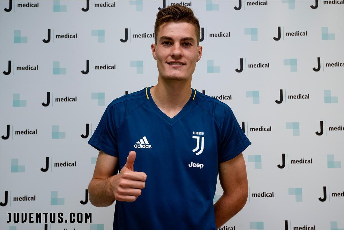 Sky: nessuna patologia grave per Schick, oggi nuovo contatto Juve-Samp