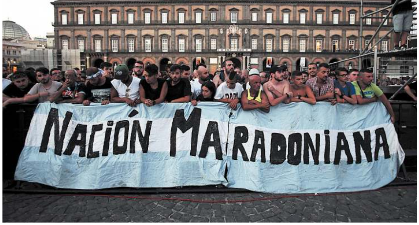 “Vince Napoli con la sua normalità” – Rassegna stampa sul flop di Maradona in piazza “Vince Napoli con la sua normalità” – Rassegna stampa sul flop di Maradona in piazza