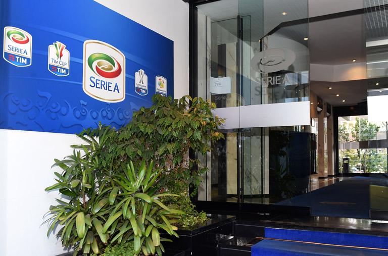 Assemblea di Lega: votati il bando per i diritti tv esteri e la delibera per la nuova governance Assemblea di Lega: votati il bando per i diritti tv esteri e la delibera per la nuova governance