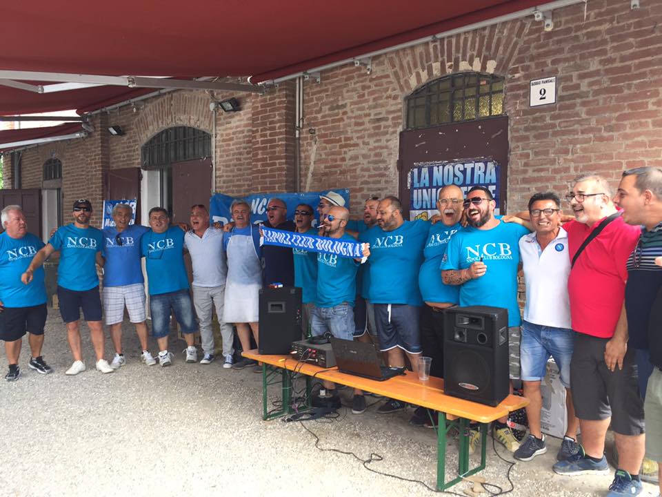 Una domenica al Napoli Club Bologna, sembrava una vecchia Festa dell’Unità