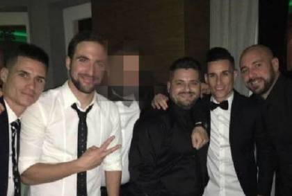 Il Riesame scarcera i fratelli Esposito (quelli delle foto con i calciatori del Napoli)