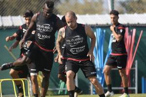 Nizza, i convocati per il Guingamp: ci sono Sneijder e Balotelli item-thumbnail