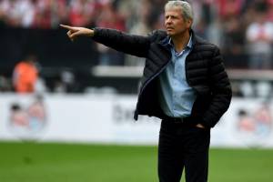 Favre: «Il NIzza a Napoli senza Sneijder e Balotelli» item-thumbnail