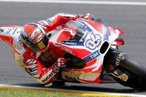 Paura per Dovizioso, incidente in allenamento: ha riportato un trauma cranico item-thumbnail