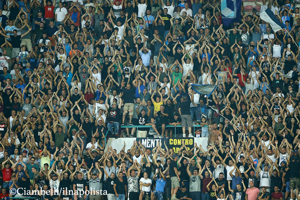 Napoli-Inter oltre il muro dei 50mila: vicini al record stagionale Napoli-Inter oltre il muro dei 50mila: vicini al record stagionale