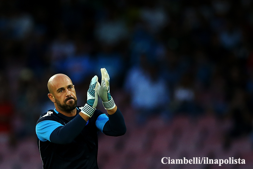 Gazzetta: Reina andrà al Milan, De Laurentiis vuole un portiere più giovane