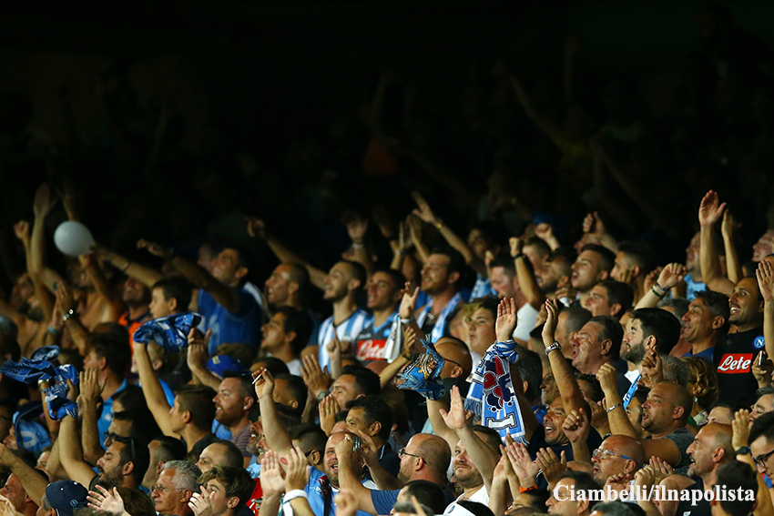 Il San Paolo non è solo quello dei cori (portasfiga) contro De Laurentiis