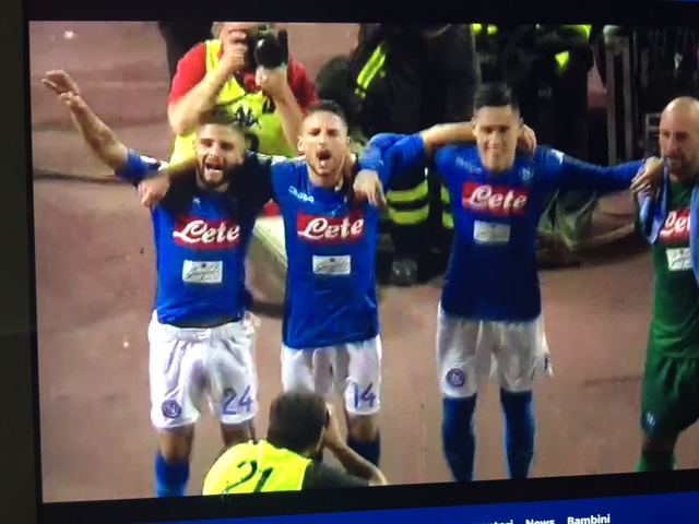 Gazzetta: così De Laurentiis ha dato ragione a un gruppetto di giocatori Gazzetta: così De Laurentiis ha dato ragione a un gruppetto di giocatori