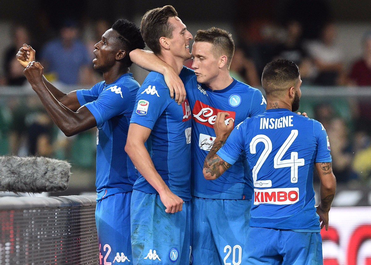 Applausi alla realpolitik di Sarri: il Napoli bada al sodo e vince a Verona 3-1 Applausi alla realpolitik di Sarri: il Napoli bada al sodo e vince a Verona 3-1
