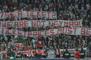 “We are not Neymar”: la protesta dei tifosi del Bayern per il caro-biglietti in Champions item-thumbnail