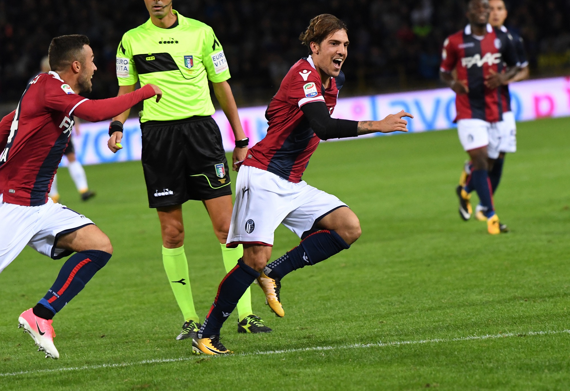 Napoli, lunedì è il giorno di Simone Verdi: 20 milioni al Bologna