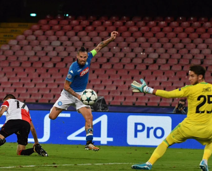cronaca del tifoso di Napoli-Feyenoord