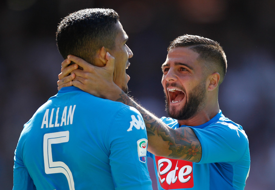 Gazzetta: James-Lozano, l’arrivo della coppia presuppone la cessione di un big Gazzetta: James-Lozano, l’arrivo della coppia presuppone la cessione di un big