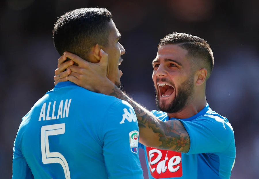 4-3-3 gradito da Insigne Zielinski Allan e Hysaj