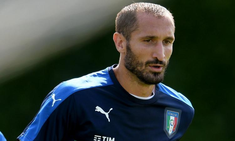 Chiellini: “Sarri è una persona vera. Il paragone con Pirlo è impossibile”