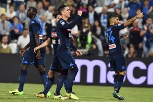 Napoli brutto e vincente, comincia a diventare una (bella) abitudine item-thumbnail