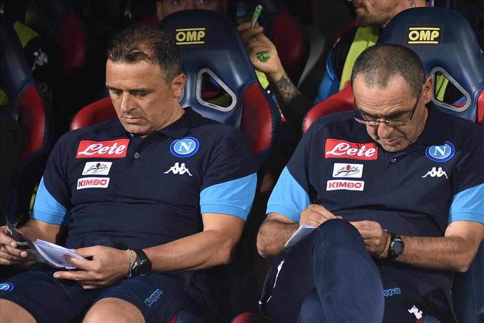 Calzona, il vice-Sarri: “Non è giusto scaricare le colpe dell’ammutinamento su Allan e Insigne”