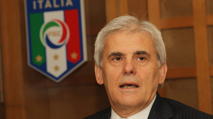Nicchi replica a Pecoraro: «Razzismo? Fatto quello che dovevamo» Nicchi replica a Pecoraro: «Razzismo? Fatto quello che dovevamo»