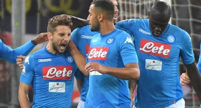 Genoa-Napoli, il primo tempo: crash di sistema iniziale, poi fenomeno Mertens Genoa-Napoli, il primo tempo: crash di sistema iniziale, poi fenomeno Mertens