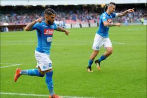 Napoli-Sassuolo 3-1: si può fare di più, ma con Allan e Mertens la corsa continua item-thumbnail