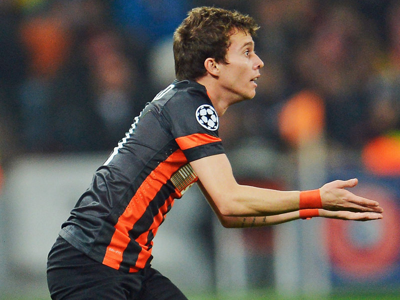 Lo Shakhtar vince in casa del Feyenoord (2-1): il Napoli dovrà fare punti col City Lo Shakhtar vince in casa del Feyenoord (2-1): il Napoli dovrà fare punti col City
