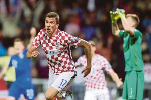 Tuttosport: Mandzukic ha proposto al Milan un accordo di 5 mesi per dimostrare di essere in condizione item-thumbnail